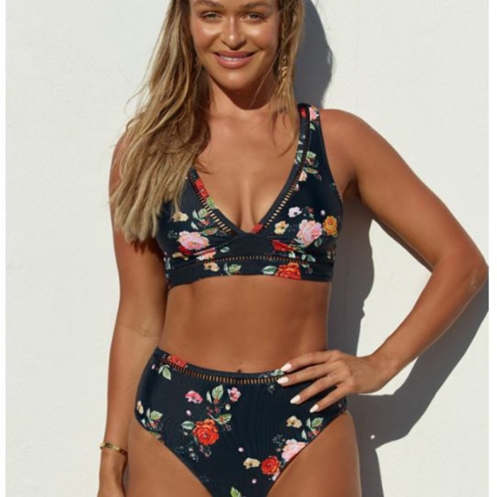 NWT Popvil V Neck Ladder Trims Floral Printed Bikini Set